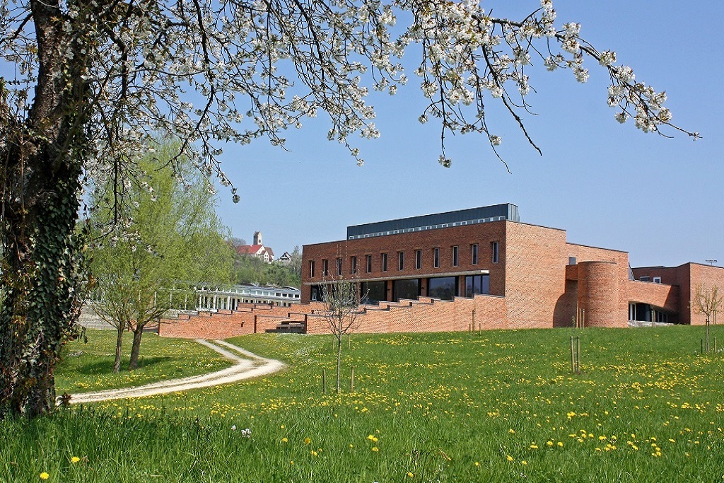 Campus Härlen im Frühling 