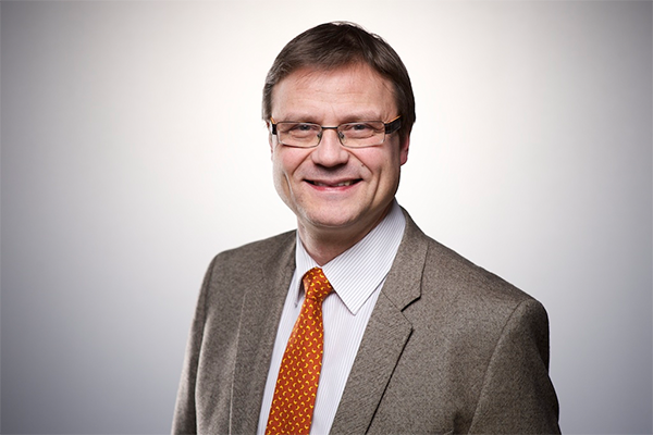 Portrait des Studien- und Laufbahnberaters Dr. Günter Klause